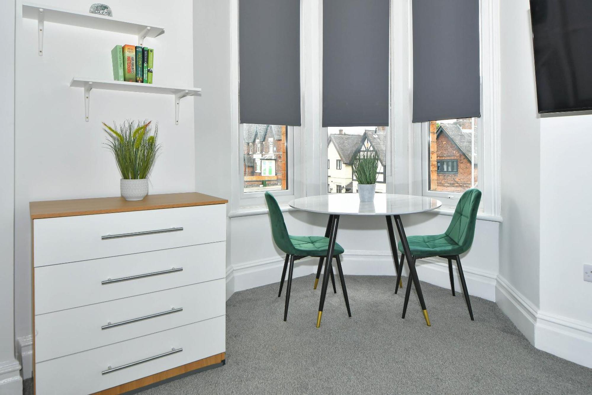 One Battison - Affordable Rooms, Suites & Studios In Stoke On Trent Stoke-on-Trent Exterior foto