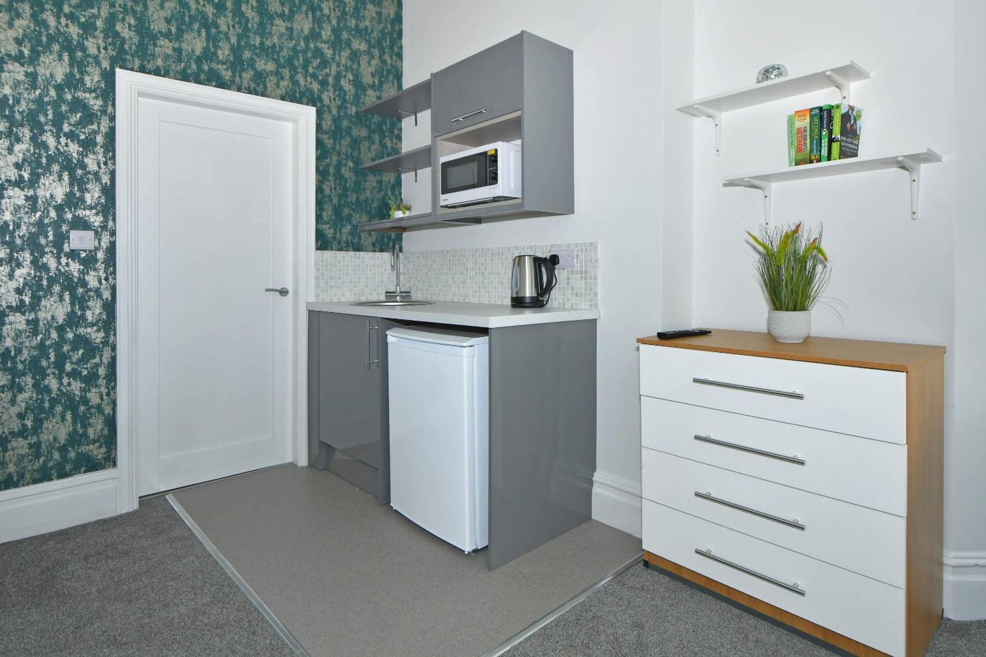 One Battison - Affordable Rooms, Suites & Studios In Stoke On Trent Stoke-on-Trent Exterior foto
