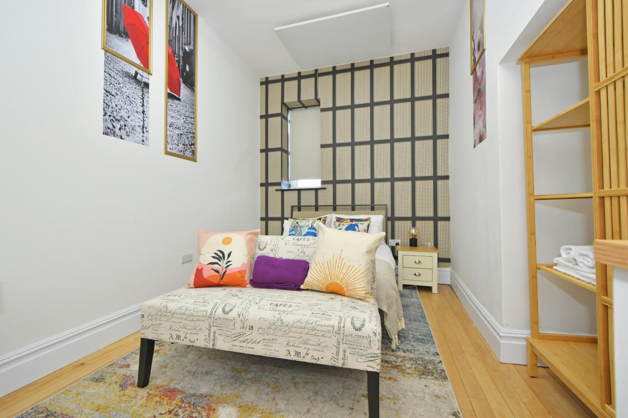 One Battison - Affordable Rooms, Suites & Studios In Stoke On Trent Stoke-on-Trent Exterior foto